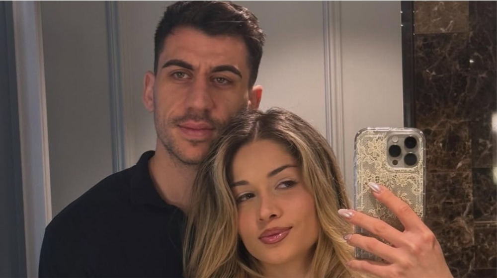 Φειδίας για γάμο: «Βάλαμε σε μπελάδες τους καλεσμένους με το dress code, έχουν αγχωθεί για το τι θα φορέσουν» [βίντεο]